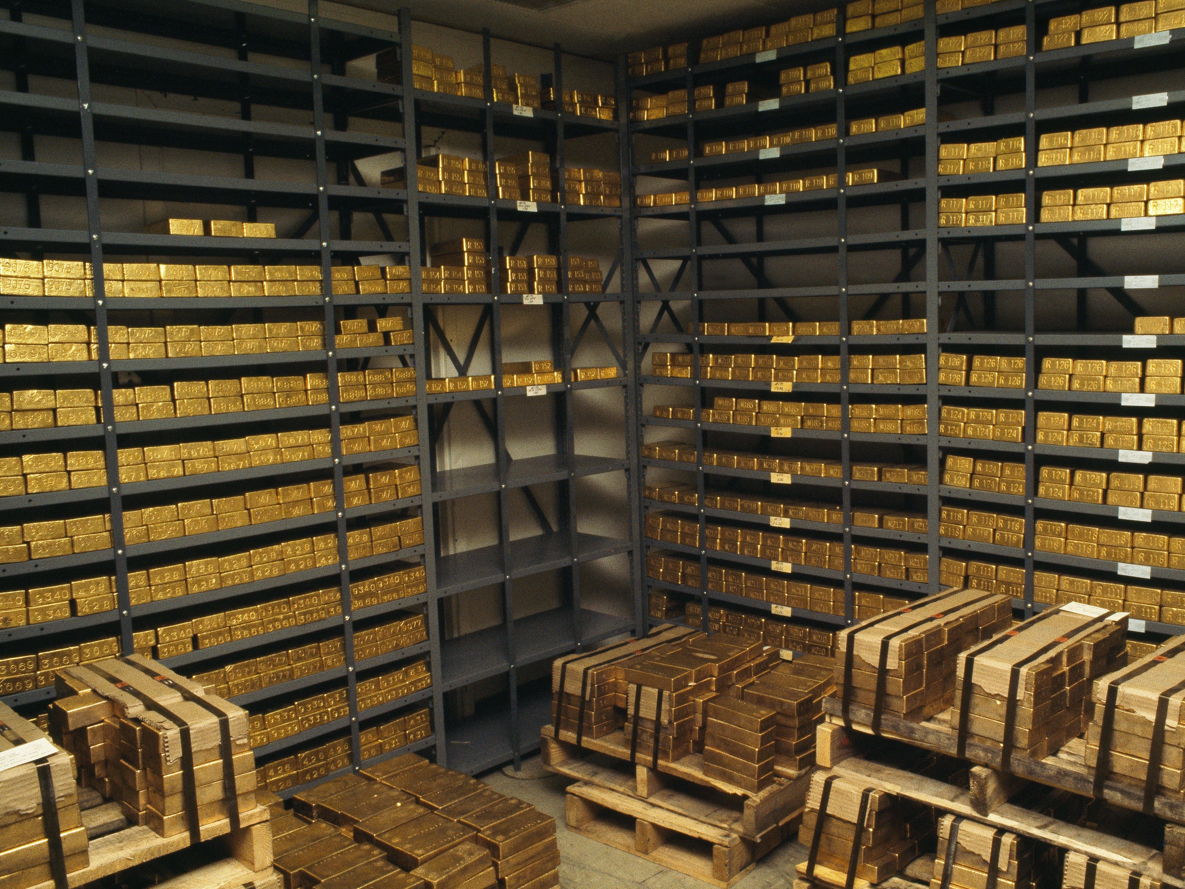 Governos acumulam commodities além do ouro, alimentando oscilações de preços, diz Goldman Sachs. Reprodução: Businessinsider