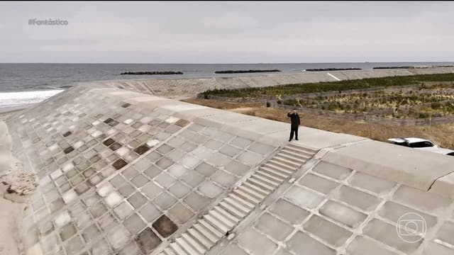 Equipe do Fantástico visita área afetada pelo terremoto de 2011 no Japão, destacando investimentos em prevenção. Reprodução: Globo