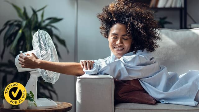 Especialista recomenda o ventilador nebulizador Shark FlexBreeze pela sua eficácia e design versátil. Reprodução: El País