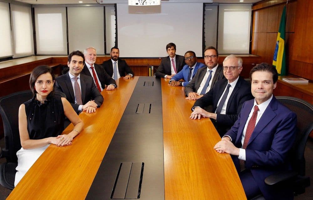 Banco Central eleva Selic para 15% e sinaliza pausa no ciclo de alta de juros. Reprodução: Globo