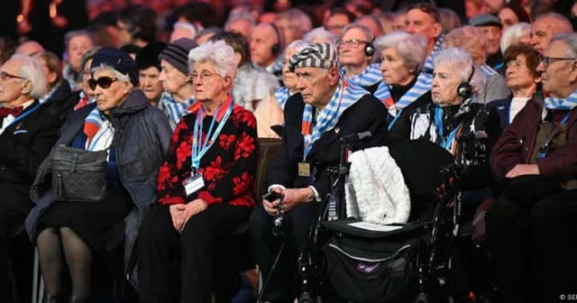 Sobreviventes de Auschwitz pedem alerta contra ódio