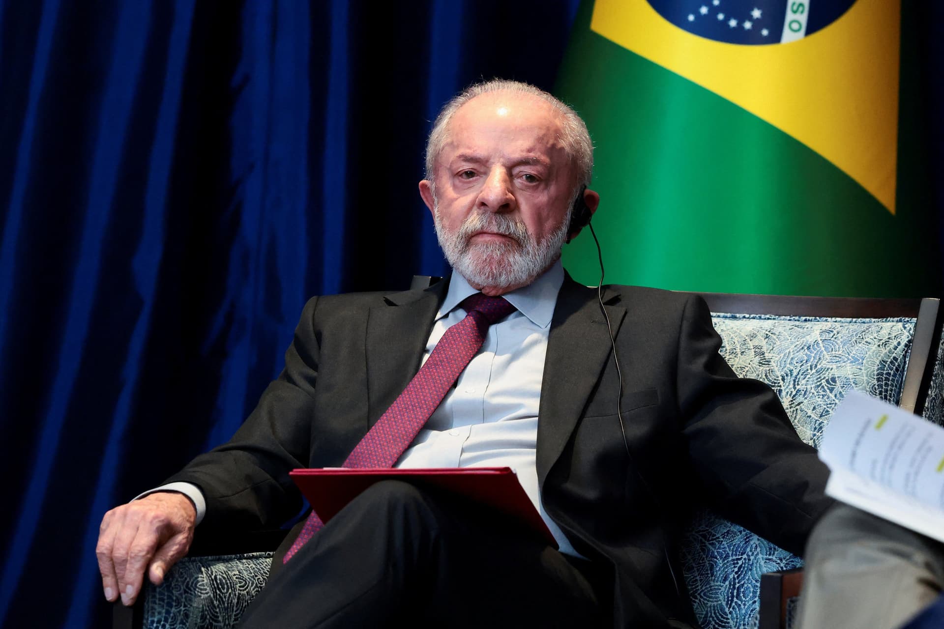 Lula visita comunidades ribeirinhas tradicionais no oeste do Pará, destacando sustentabilidade. Legenda da imagem. Reprodução: Retorno do item 11