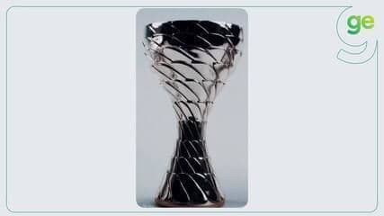 Troféu do GP de São Paulo 2025 em exibição no Senna Club, Interlagos. Legenda da imagem. Reprodução: Retorno do item 11