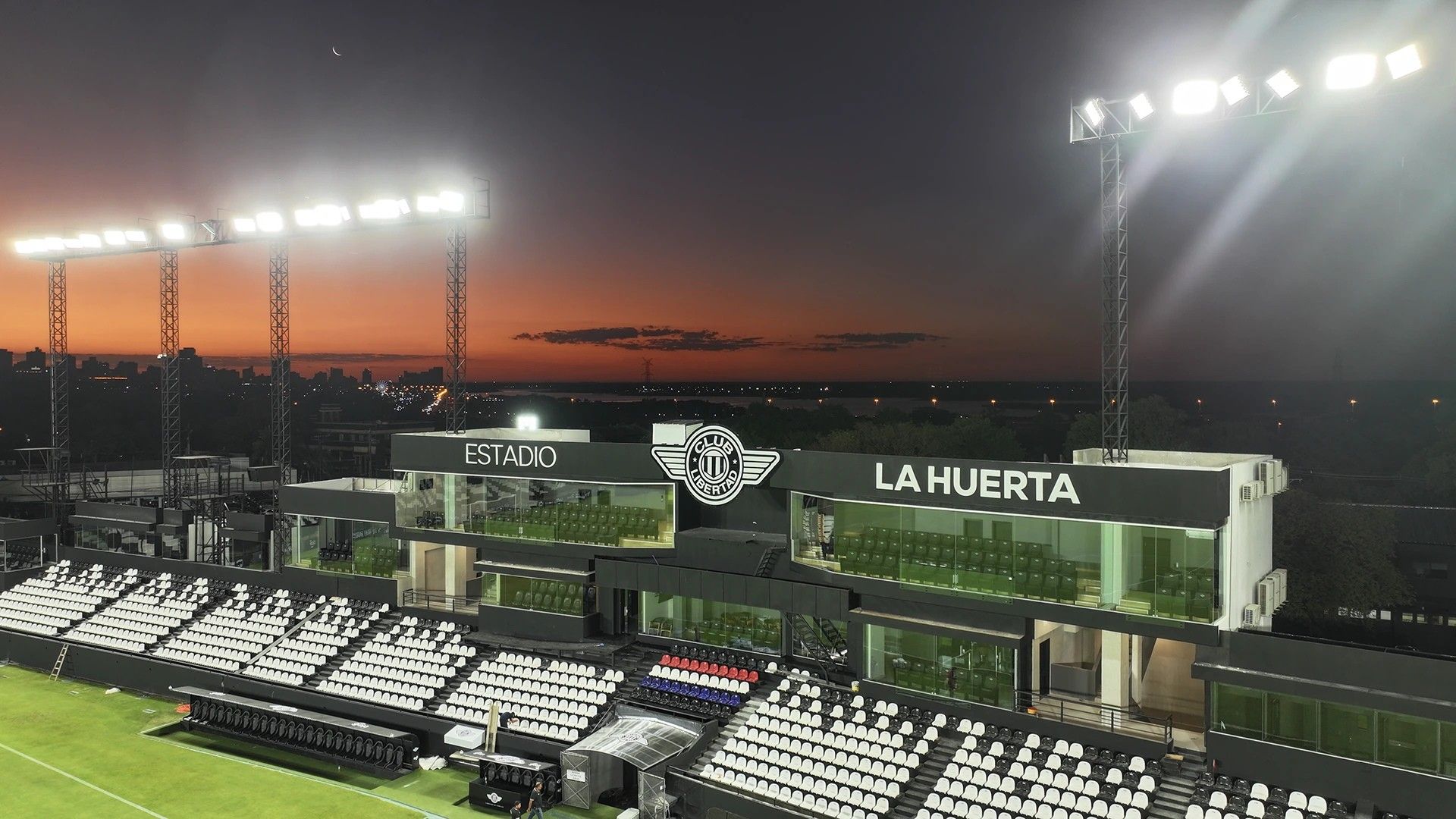 De horta a jogo da Libertadores: conheça estádio paraguaio que recebeu Mirassol e Botafogo