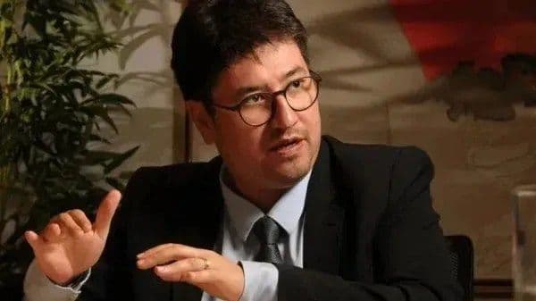 Oposição solicita convocação de presidente da Previ ao Congresso
