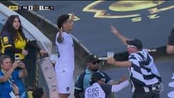 Igor Jesus comemora gol marcado na vitória do Botafogo sobre o PSG na Copa do Mundo de Clubes. Reprodução: Globo