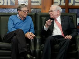 Warren Buffett anuncia doação de 12,4 milhões de ações da Berkshire Hathaway para instituições de caridade. Reprodução: Business Insider