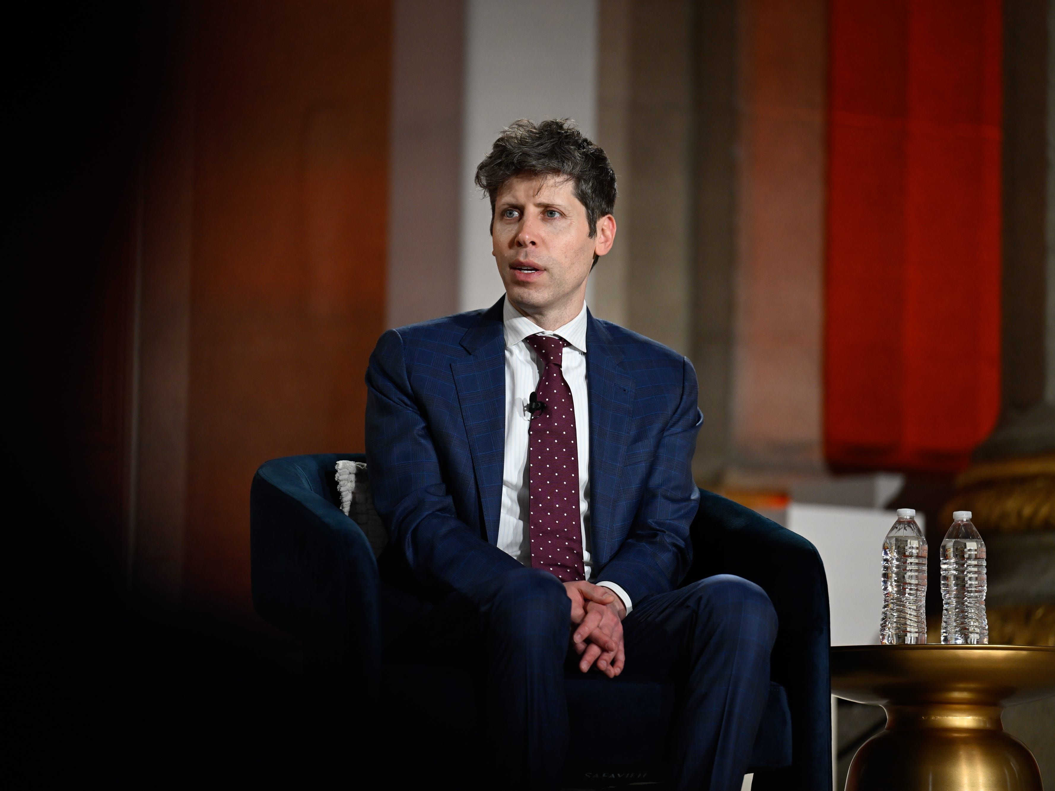 Sam Altman aborda 'a crítica mais justa' sobre gastos em IA