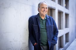 Serrat desborda a Feira de Guadalajara. Reprodução: Elpais