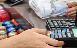 Cliente oculto avalia atendimento em lojas no Ceará, com bonificação de até R$250 por avaliação. Reprodução: Retorno do item 11