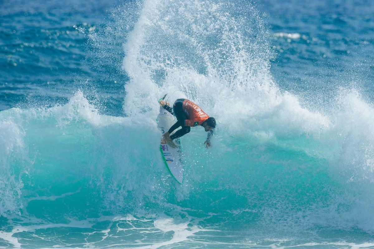 Gabriel Medina avança às quartas em Margaret River após reencontro com rival olímpico. Reprodução: Ge