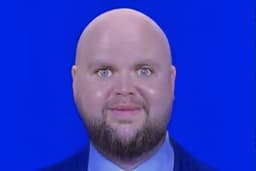 Governo afirma que memes não são motivo para deportação, mas dúvidas persistem.; Reprodução: Gizmodo