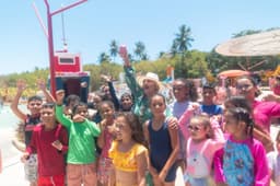 Alunos da rede municipal celebram Dia das Crianças com visitas a Beto Carrero World e Pratagy Acqua Park. Reprodução: Retorno do item 11