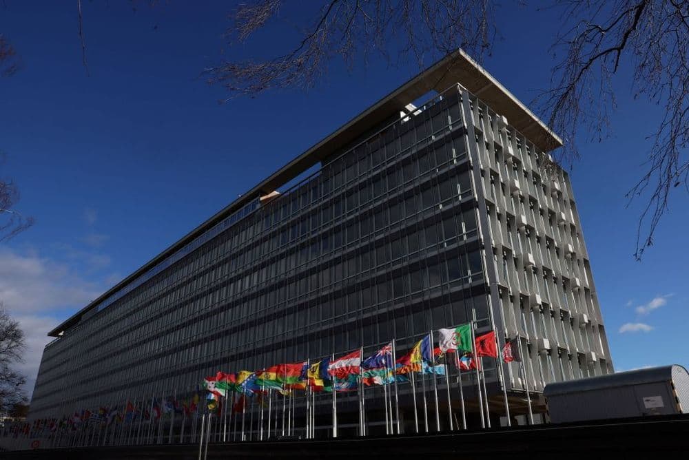 OMS sugere corte orçamentário após saída dos EUA