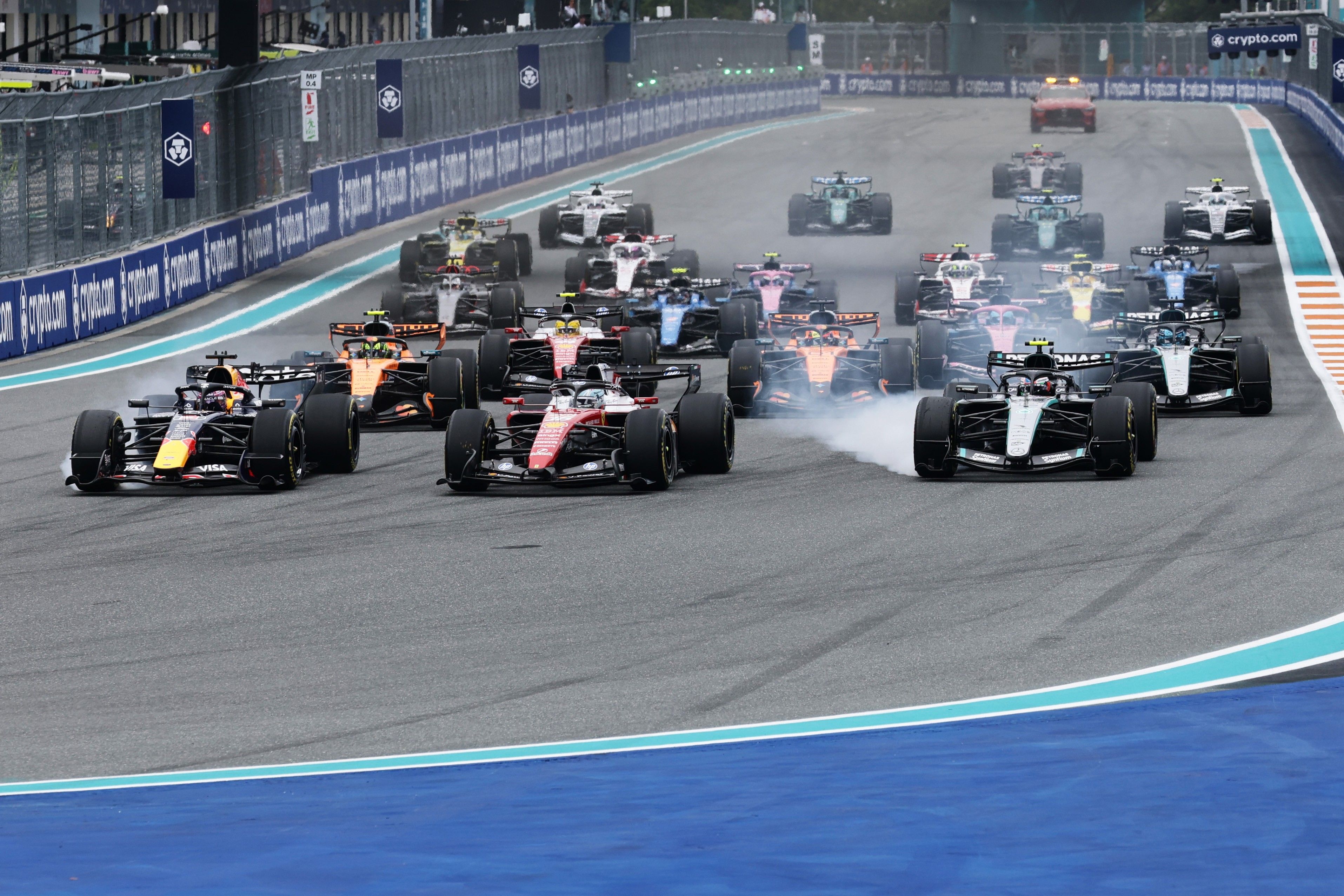 F1 terá retorno dos motores V8 até 2031, garante presidente da FIA. Fonte: Globo Esporte