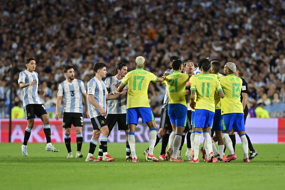 Brasil Sofre Goleada Histórica da Argentina em Eliminatórias