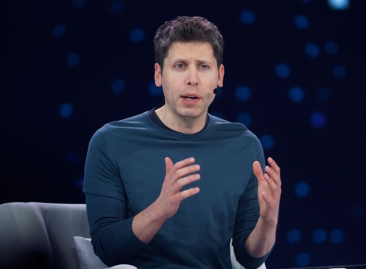 Sam Altman discute o consumo de água e energia para consultas no ChatGPT. Reprodução: Business Insider