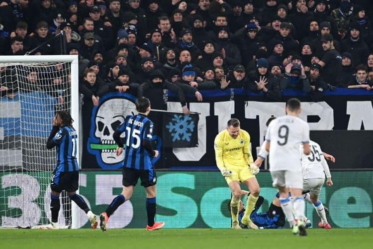 Atalanta é eliminada da Champions após pênalti perdido