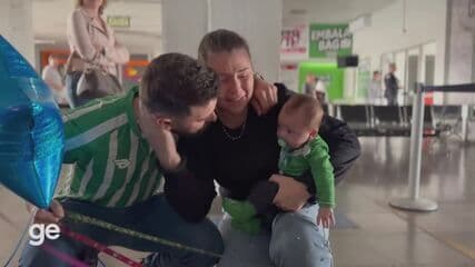 Bebê Arthur Davi deixa hospital em SP e volta para Caxias, com apoio do Juventude. Legenda da imagem. Reprodução: Retorno do item 11