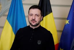 Aprovação de Zelensky Cresce Após Encontro com Trump