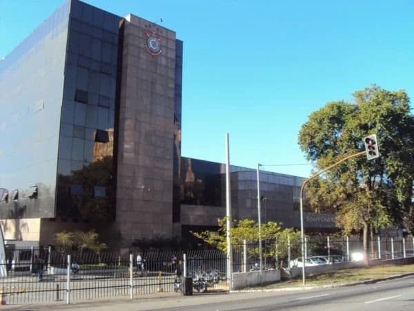 Conflito entre Cori e a diretoria do Corinthians aumenta antes da votação do balanço financeiro. Reprodução: Gazeta Esportiva