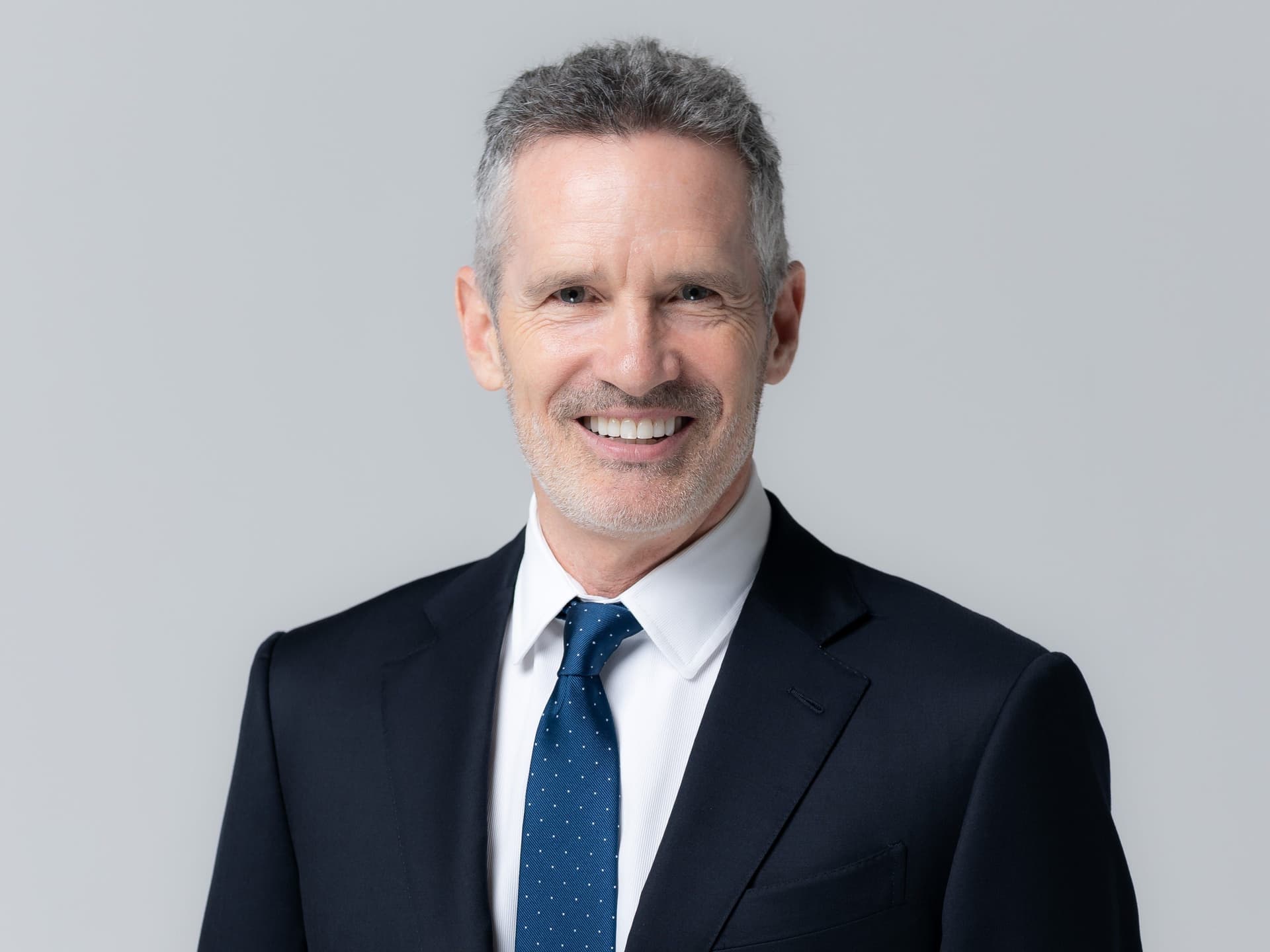 Dan Springer, ex-CEO da DocuSign, afirma que promoções dependem de habilidades, ego e empenho. Legenda da imagem. Reprodução: Business Insider