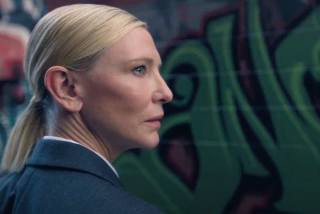 Cate Blanchett faz entrada inusitada em série da Netflix; Legenda da imagem. Reprodução: Gizmodo