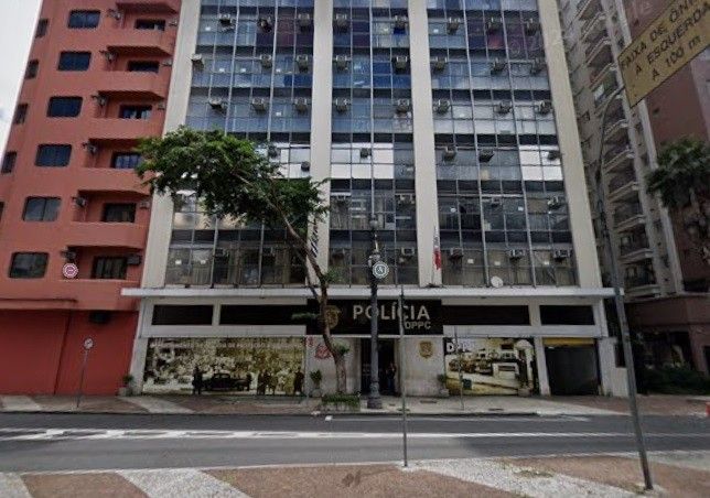 [Policial suspeito de ajudar criminosos a sumir com HD de provas na delegacia de SP]. Reprodução: Oglobo