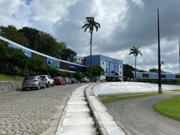 UFRPE abre concurso para docentes com 21 vagas e salários de até R$13.288,85. Legenda da imagem. Reprodução: Retorno do item 11
