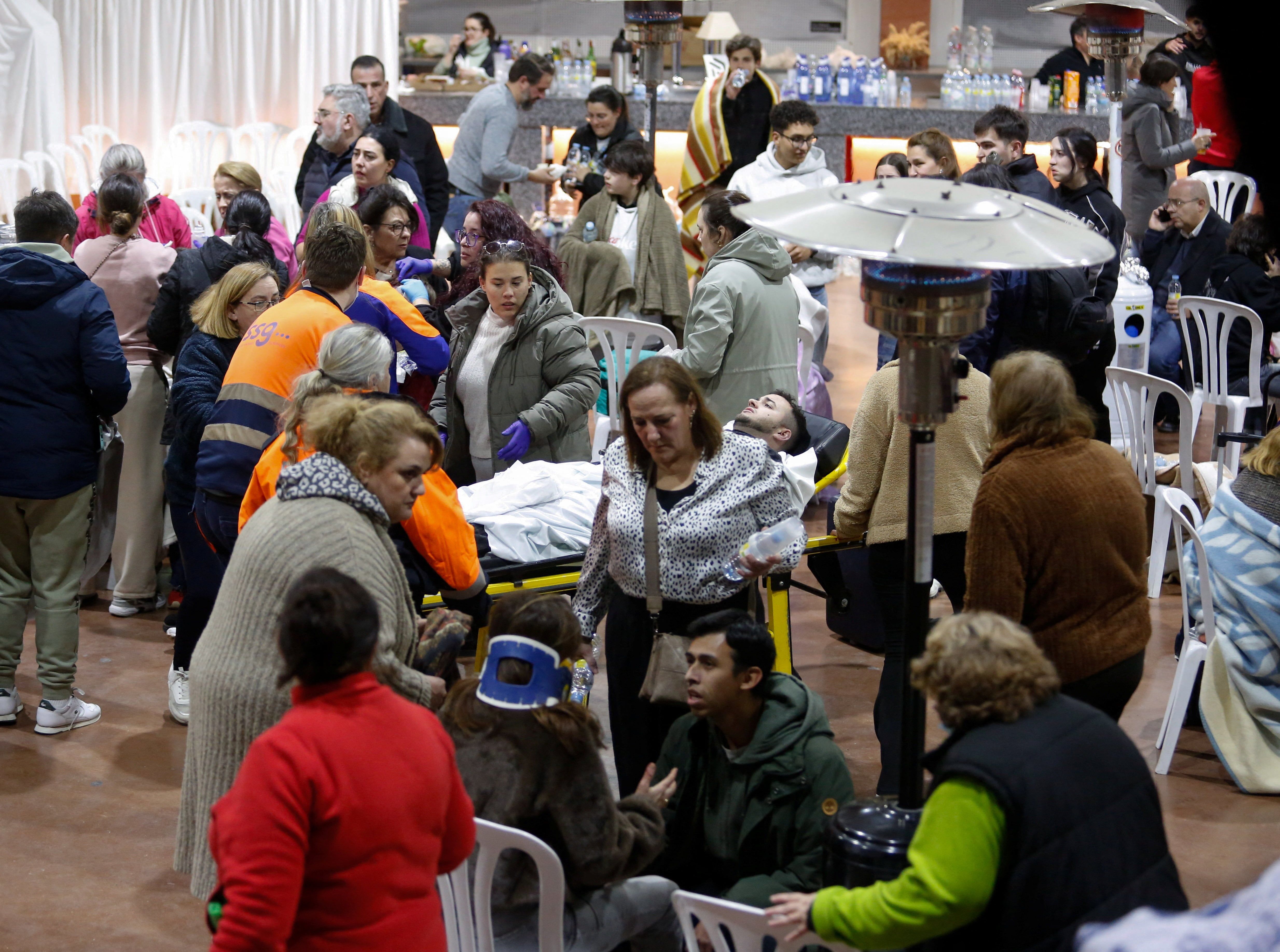 Equipes de resgate atuam no local do descarrilamento de dois trens em Adamuz.. Reprodução: Elpais