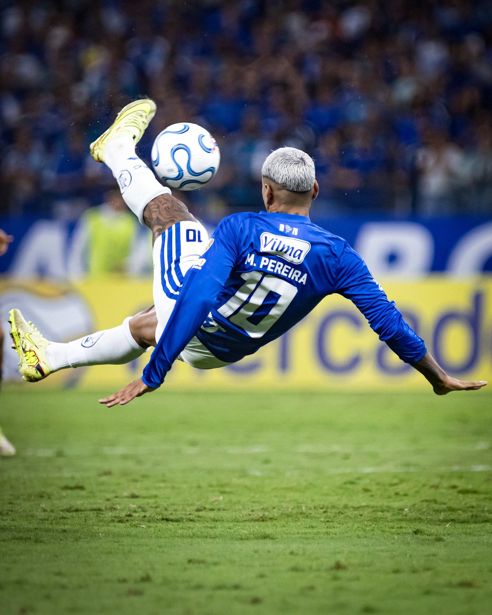 Vote no gol mais bonito de Matheus Pereira pelo Cruzeiro