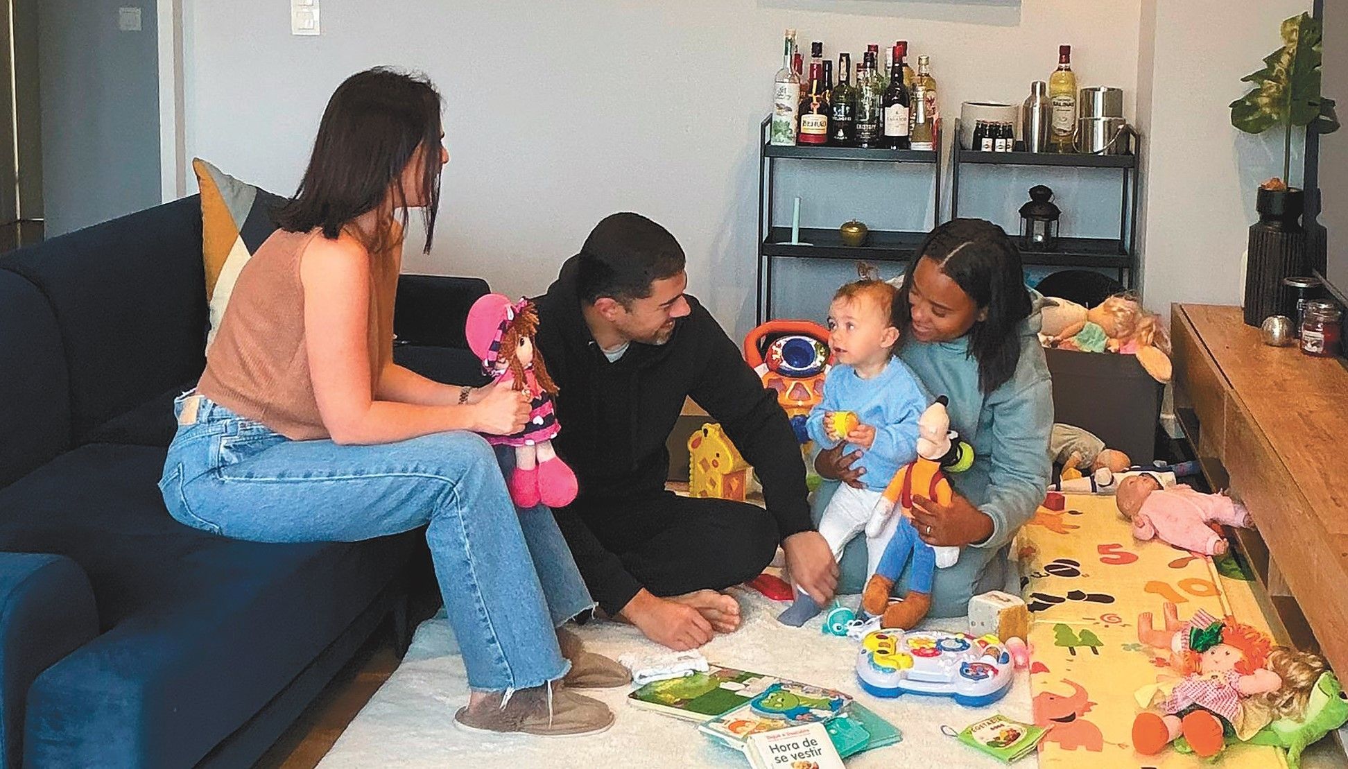 Babás ganham novo status profissional com qualificação e demanda em alta.. Reprodução: Oglobo