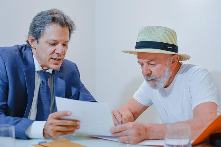 Desaprovação do Governo Lula e Mercado Financeiro