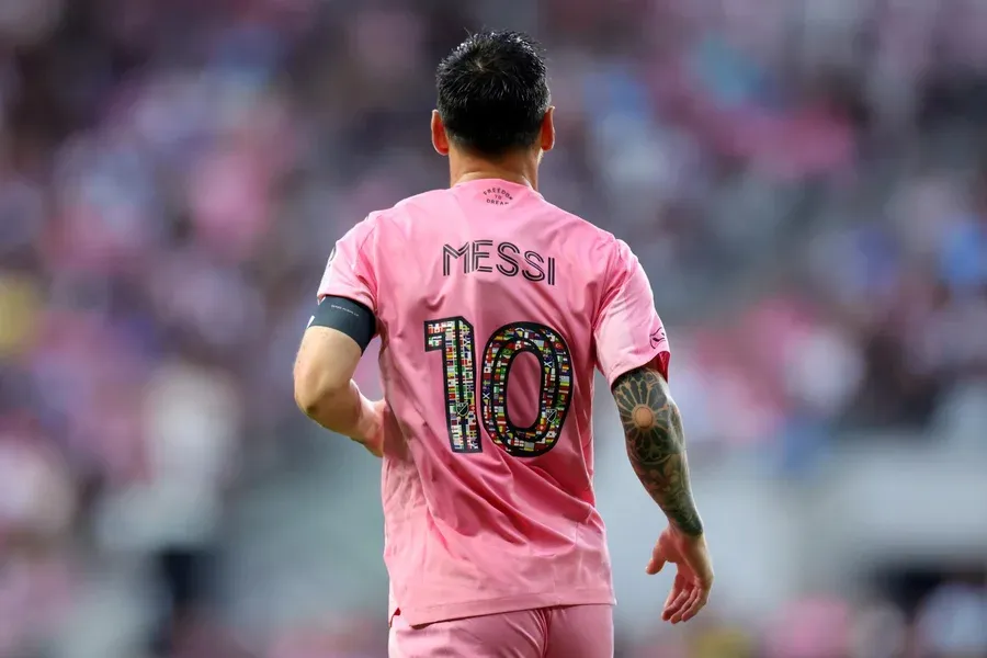 Messi sente lesão na coxa às vésperas da Copa do Mundo; veja!