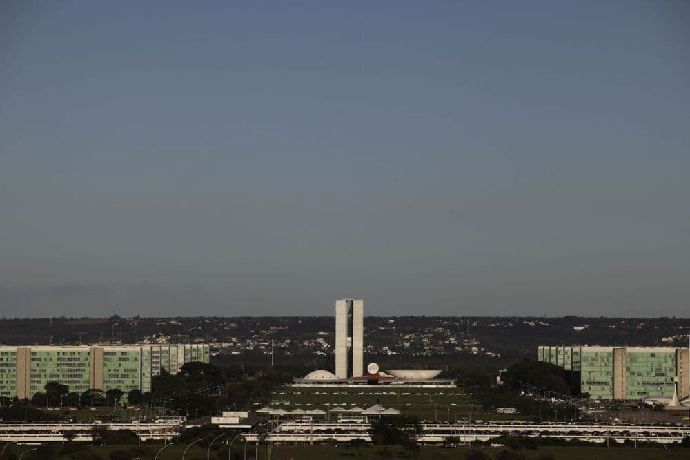 Petistas pedem urgência na reforma ministerial