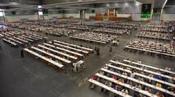Candidatos a opositores para professores de Secundário no Governo Vasco. Reprodução: El País