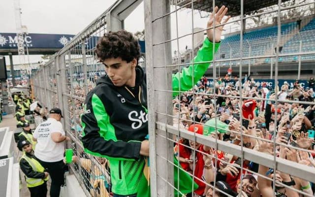 Bortoleto sofre acidente com Stroll em Interlagos e fica fora do GP. Reprodução: Retorno do item 11