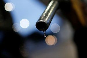 Petrobras (PETR4) deu sinal de alta iminente do preço da gasolina?