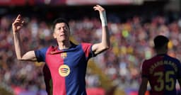 Lewandowski Brilha com Gol Plástico e Mantém Barcelona na Liderança