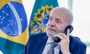 Lula diz que ainda sonha em fazer com que Eletrobras volte a ser empresa estatal
