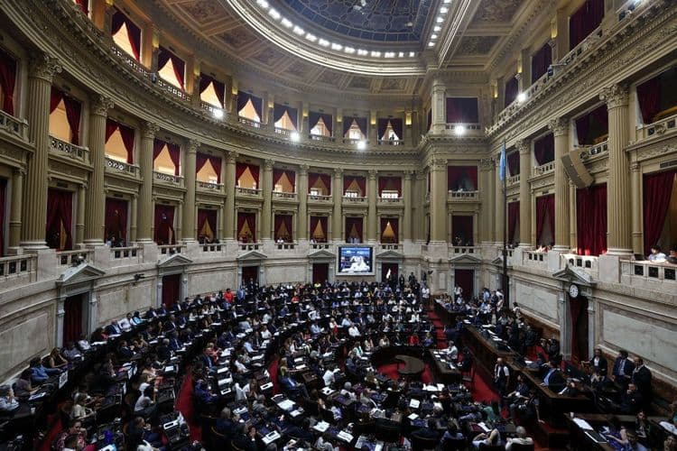 Câmara Argentina vota lei da Ficha Limpa contra corrupção