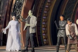 Universal Monsters estão em destaque na abertura do Darkmoor Epic Universe. Reprodução: Gizmodo.