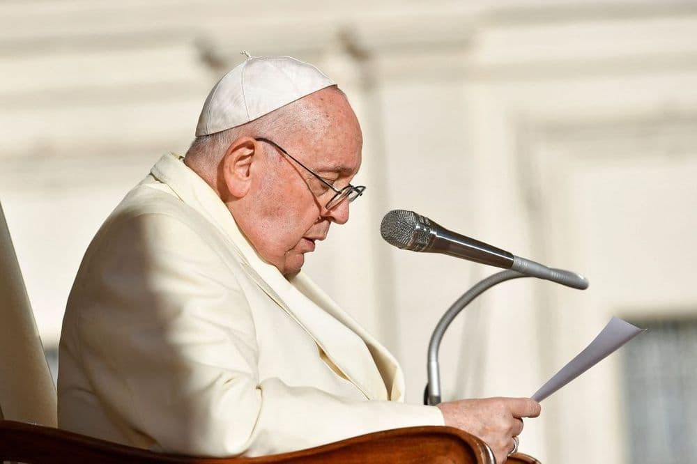 Papa Francisco agradece orações e critica guerra na Ucrânia
