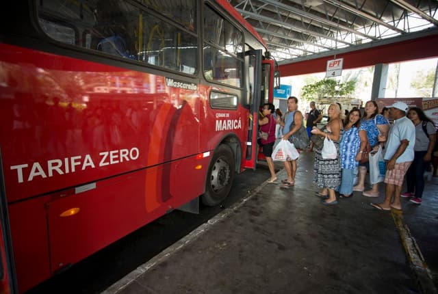 Governo avalia tarifa zero no transporte público, após críticas ao populismo. Reprodução: Retorno do item 11