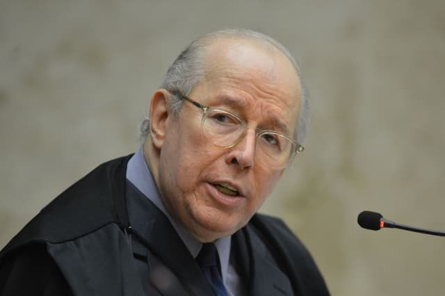 Ex-Ministro Defende Pena de 14 Anos para Débora