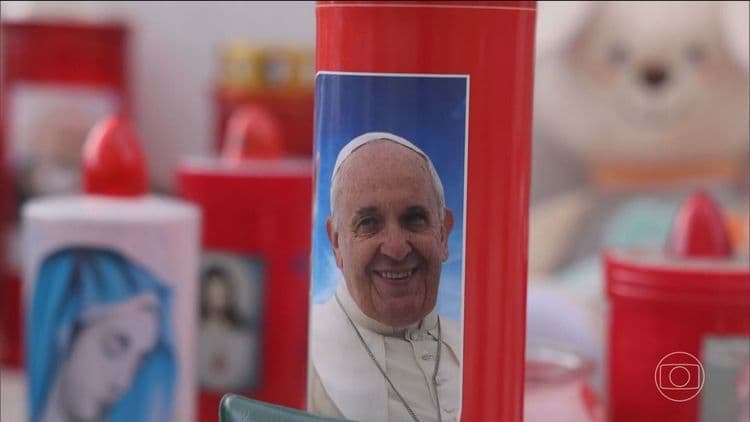 Papa Francisco enfrenta novos problemas respiratórios