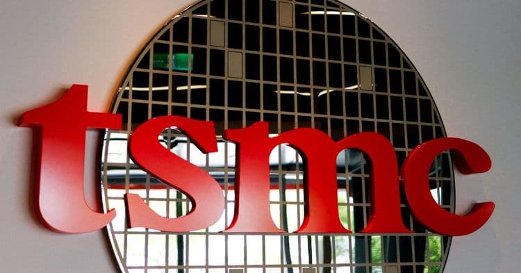 Donald Trump ameaça taxas altas à TSMC se não investir nos EUA. Reprodução: Reuters