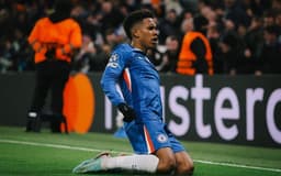 Europa se rende a Estêvão com diamante raro, comparado ao Yamal.. Reprodução: Esporte