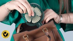 Mini ventilador Bistfy é destaque por seu ajuste de velocidade e portabilidade. Reprodução: El País