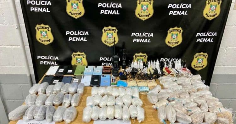 Drogas e celulares são encontrados em penitenciária do RS